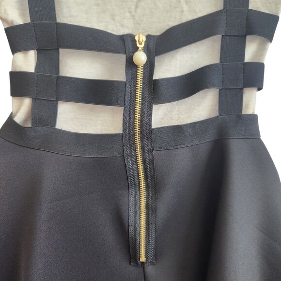 Goth Elastic Cage Black Mini Skater Skirt-Exposed Zip-Suspenders-S-Punk-Grunge - Picture 7 of 10